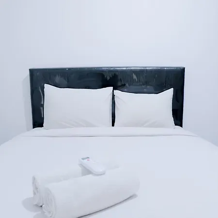 Cozy And Homey 1Br Apartment At Gateway Ahmad Yani Cicadas By Travelio